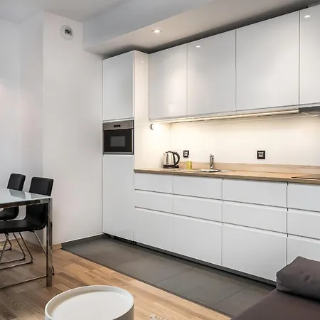 Appartamento Rentplanet - Atal Tower