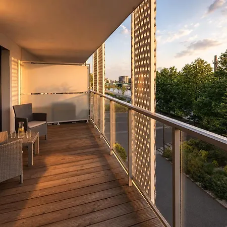 Rentplanet - Atal Tower Apartament *