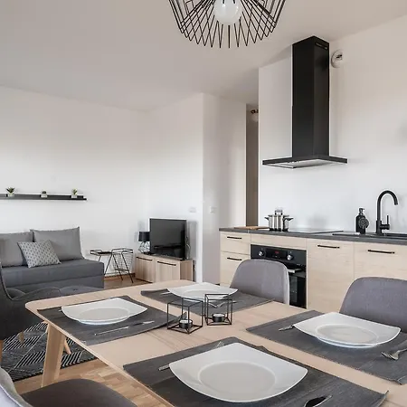 Appartement Rentplanet - Atal Tower *