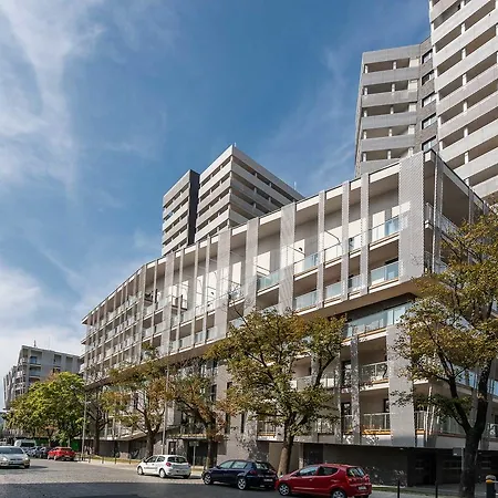 Appartement Rentplanet - Atal Tower *
