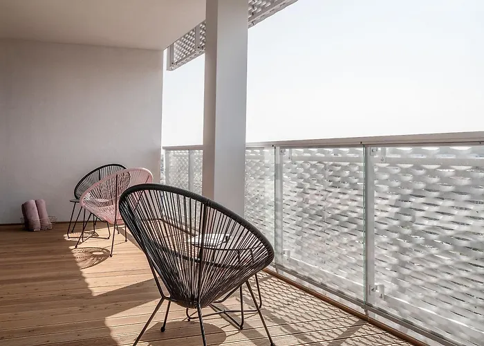 Rentplanet - Atal Tower * فروتسواف